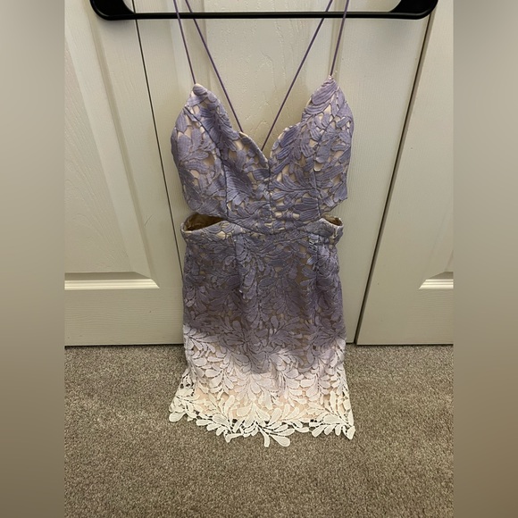 Purple and white floral dress - Picture 1 of 5